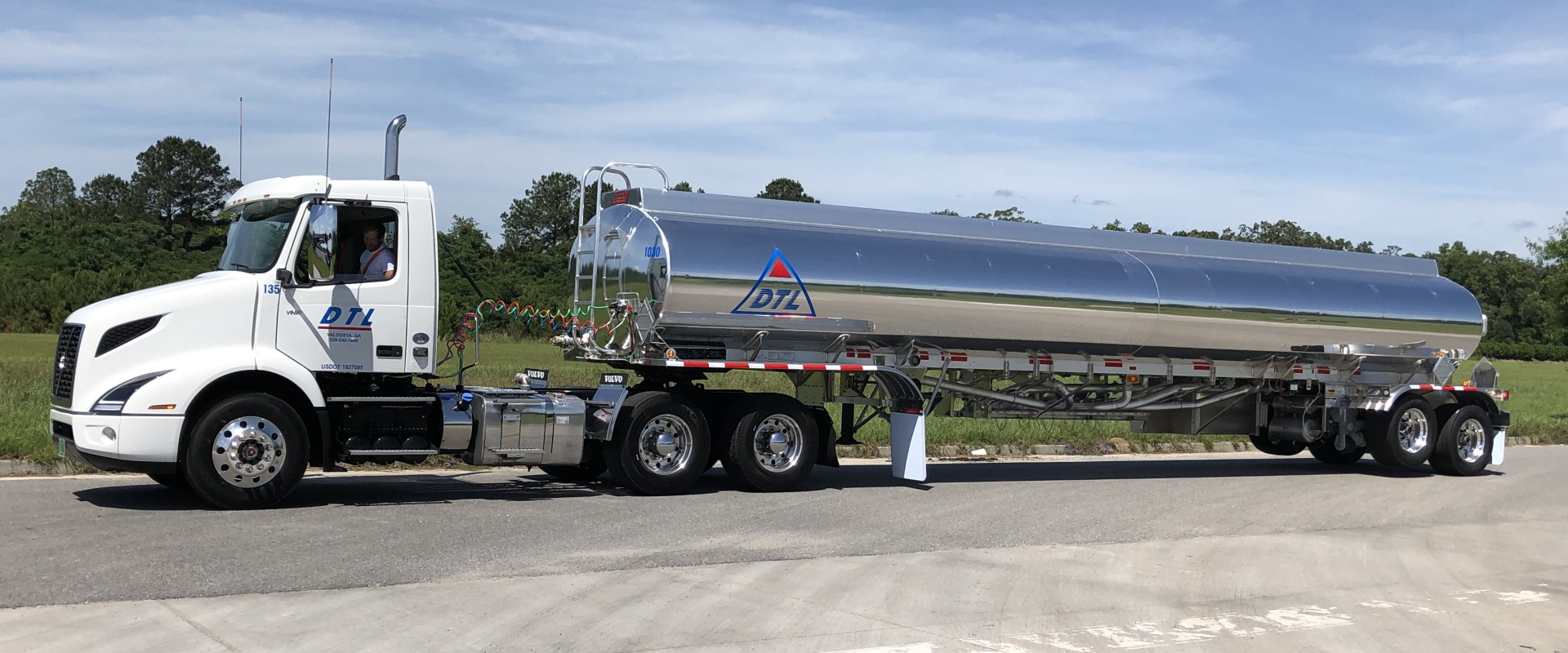 DTL Transport Truck
